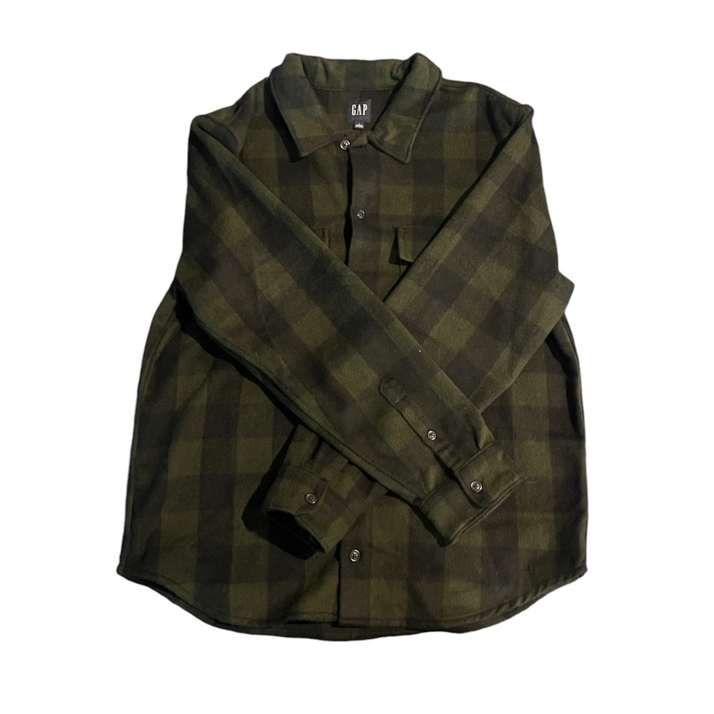L GAP plaid Green and Black button up - Picture 2 of 3